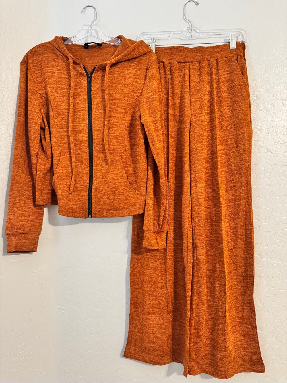 👗CHICME Women’s Orange 2-Pc Sweatsuit Set M Zip Hooded Hoodie Pants Pockets